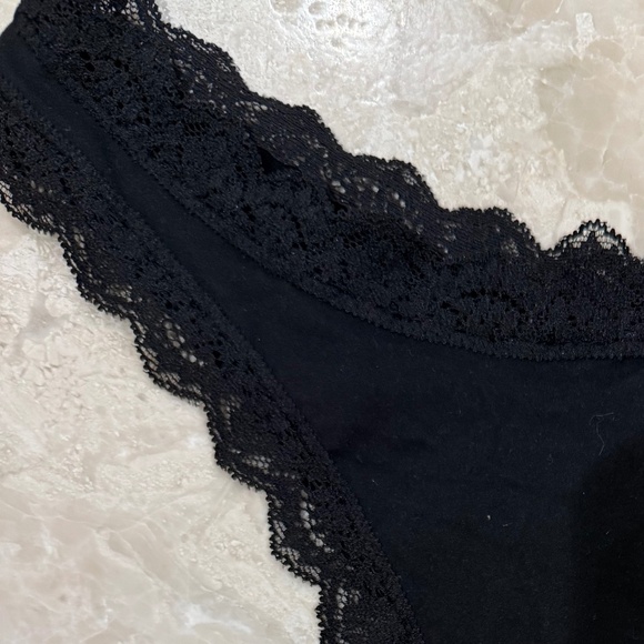 NWT Victoria's Secret Dream Angels Lace-Trim Brazilian Panty Black (Size XS) - Picture 6 of 7